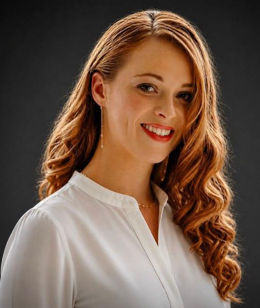 Paula Jacobs, estate agent